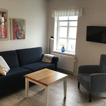Lokken Badehotel Apartments מלון 3*
