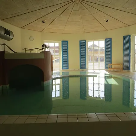Hotel Lokken Badehotel Apartments 3*