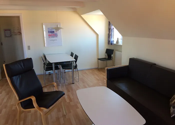 Hotel Lokken Badehotel Apartments 3*