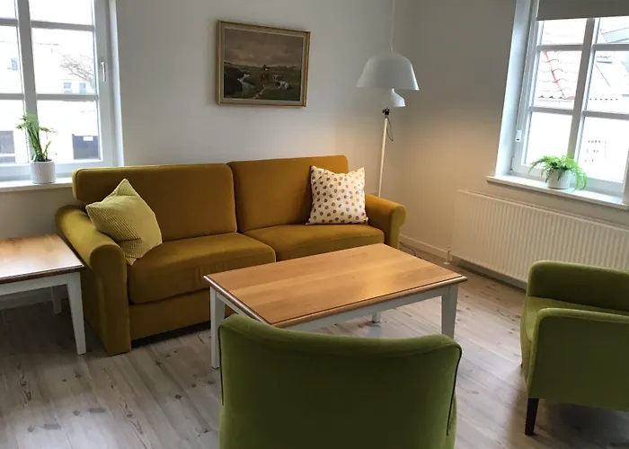 Lokken Badehotel Apartments ホテル Løkken