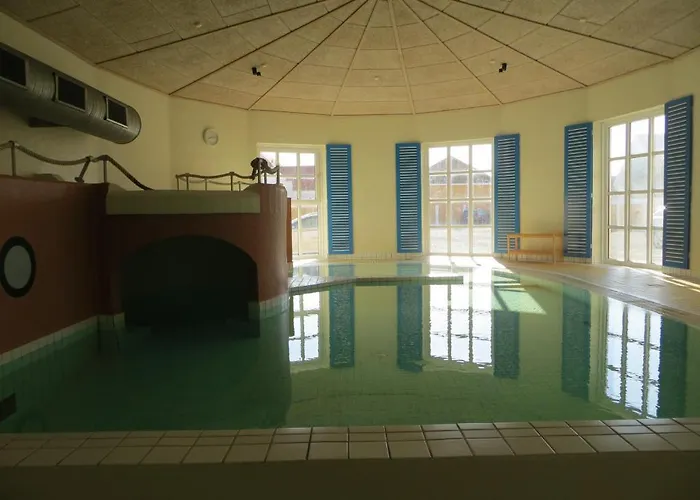 Hotel Lokken Badehotel Apartments 3*